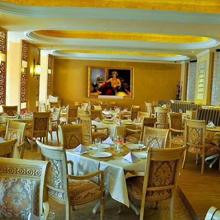 קוטאק Pramod Convention & Club Resort מראה חיצוני תמונה