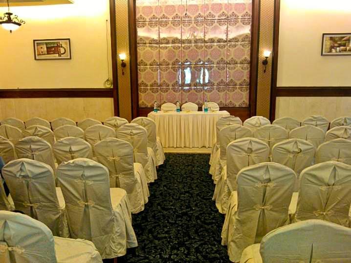 קוטאק Pramod Convention & Club Resort מראה חיצוני תמונה