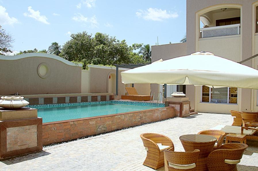 קוטאק Pramod Convention & Club Resort מראה חיצוני תמונה